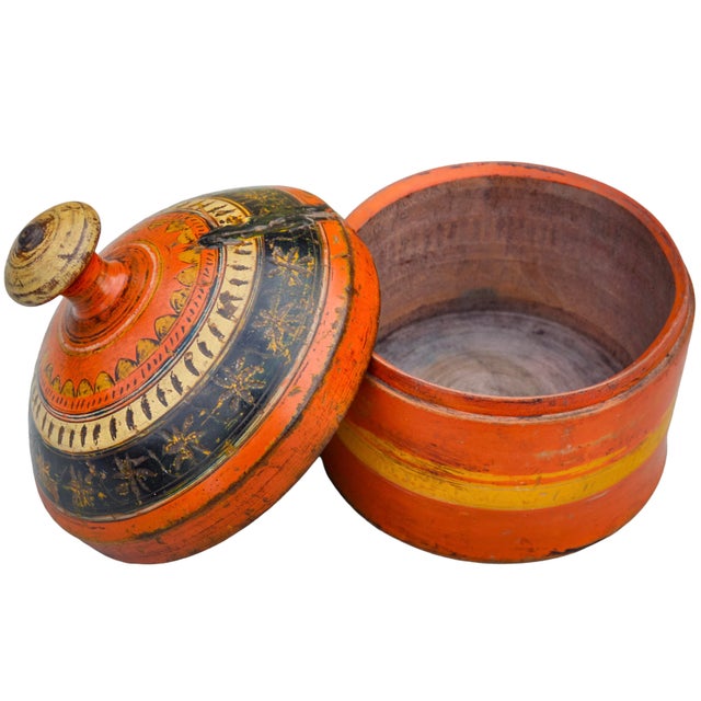 Mid 20th Century Hand-Painted Colorful Asian Wooden Lidded Bowl For Sale In New York - Image 6 of 8