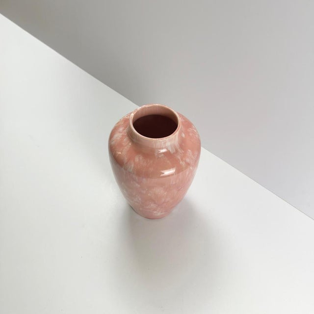 1920s Astra Ware Vase in Rose Pink Drip Glaze from Minton Hollins, England, 1920s For Sale - Image 5 of 10