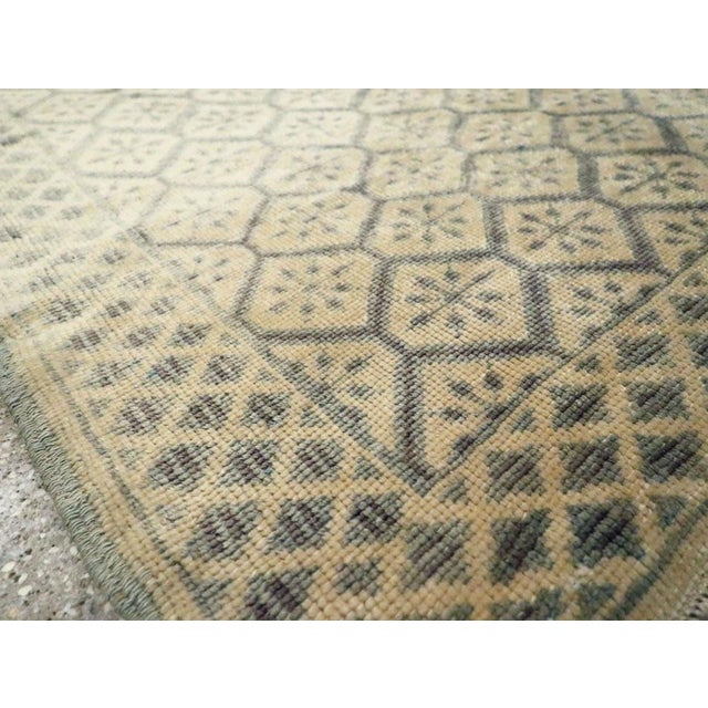 Galerie Shabab Collection Mid-20th Century Handmade Turkish Anatolian Throw Rug For Sale - Image 9 of 10