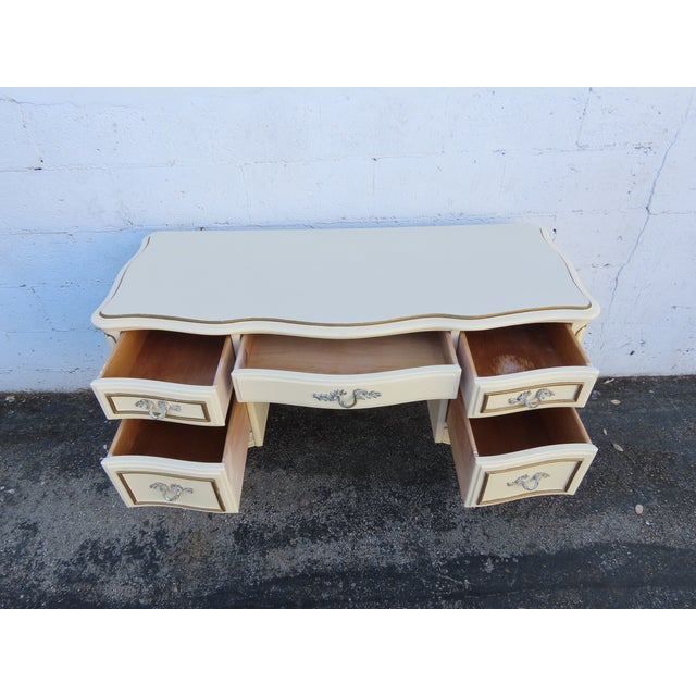 Bassett French Shabby Chic Painted Vanity Writing Desk 6237 For Sale - Image 9 of 18