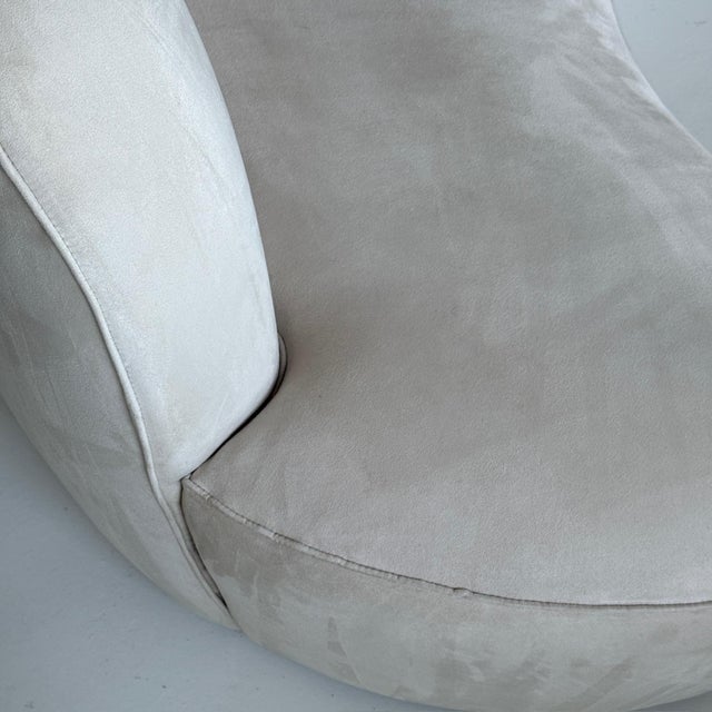Textile Zoe Sofa attributed to Vladimir Kagan for American Leather For Sale - Image 7 of 7