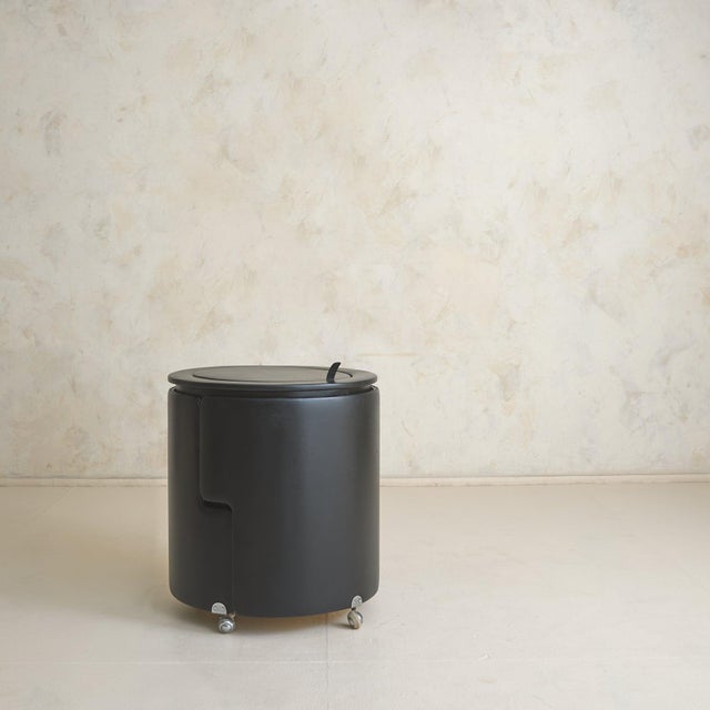 Poltrona Frau Black Dilly Dally Vanity Table + Stool Attributed to Luigi Massoni for Poltrona Frau, 1968 For Sale - Image 4 of 11