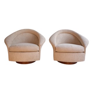 Pair of Adrian Pearsall Tilt Swivel Lounge Chairs in Oatmeal Bouclé, C. 1960s For Sale
