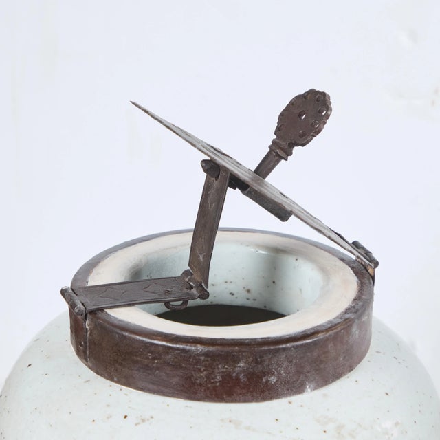 Chinese Porcelain Covered Tea Jars - A Pair For Sale - Image 3 of 7