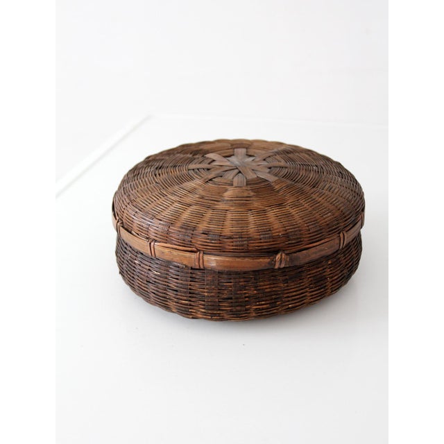 Mid 20th Century Vintage Chinese Sewing Basket For Sale - Image 5 of 10