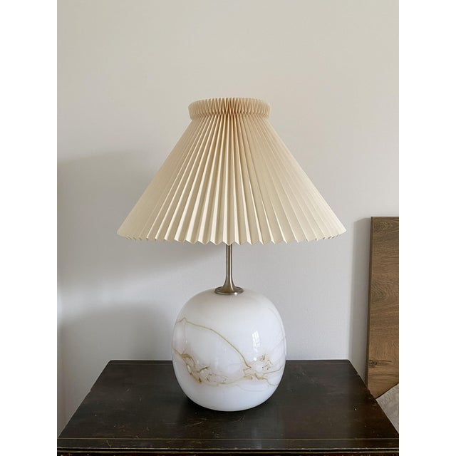 Sakura Table Lamp with Le Klint Cream Shade by Michael Bang for Holmegaard, Denmark, 1980s For Sale - Image 11 of 14