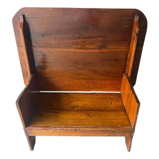 19thc Wooden Lift Top Farm Table/ Coffee Table From New England For Sale