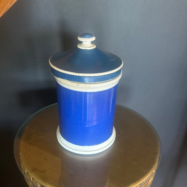 French Mid to Late 19th C. French Y&g Co. Porcelain Apothecary Jar W/Lid For Sale - Image 3 of 8
