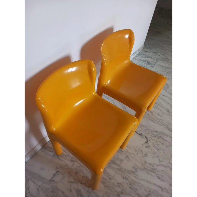 Plastic Yellow 4865 Chairs by Carlo Bartoli for Kartell, 1970s, Set of 2 For Sale - Image 7 of 18