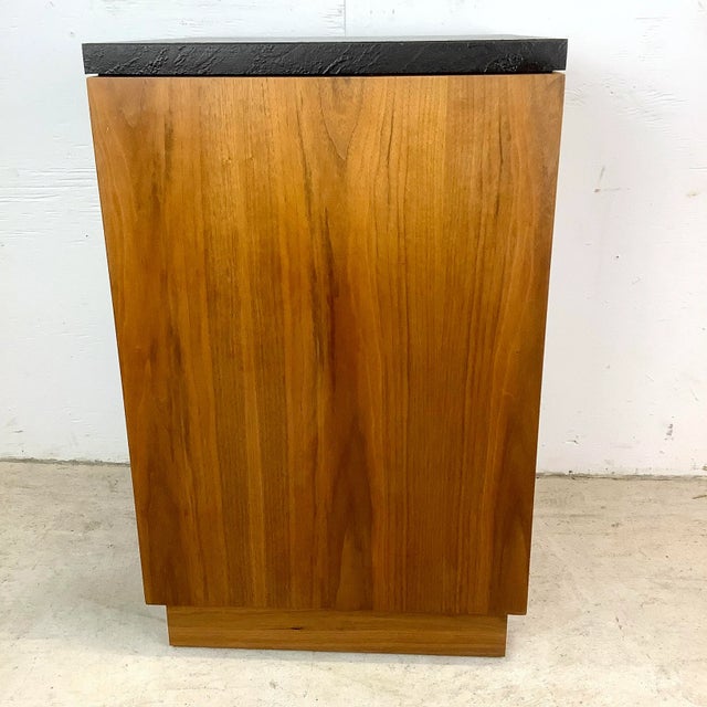Mid-Century Cabinet Style End Table For Sale - Image 4 of 12