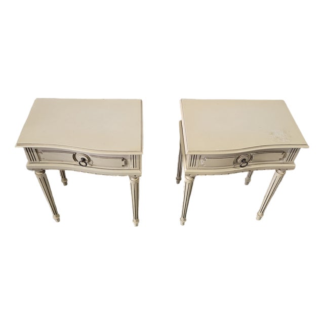 Pair of Vintage Louis XVI Style Painted Nightstands For Sale