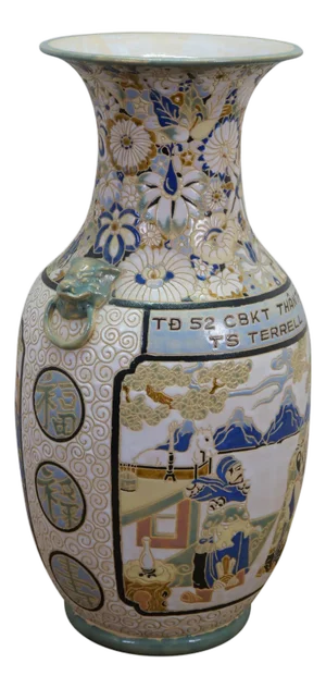 Vietnam War 52nd Engineer Battalion Satsuma Style Mantel Vase Trophy Urn 19"
