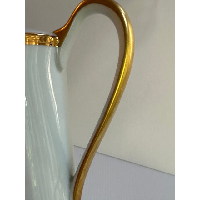 Ceramic Vintage Limoges France Large 1000 Ml White With Gold Trim Coffee Pot With Lid by Cenpor For Sale - Image 7 of 18