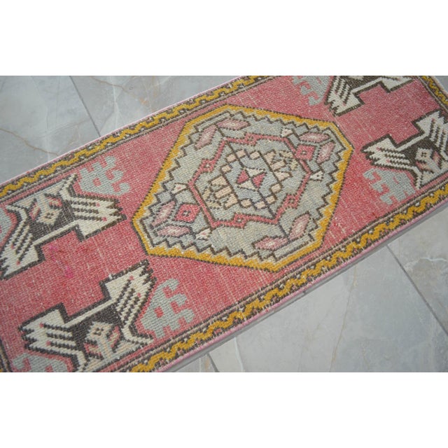 Salmon 1970s Hand Knotted Small Turkish Rug, Door Mat, Entryway Rug, Bath Mat, Kitchen Decor, Small Rug, - 1′7″ × 3′8″ For Sale - Image 8 of 16