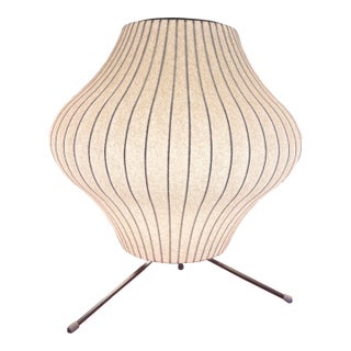Herman Miller Nelson Pear Tripod Lamp For Sale