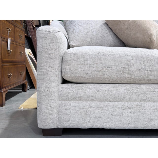 Textile Comfortable Craftmaster Neutral Fabric Sectional Sofa For Sale - Image 7 of 12