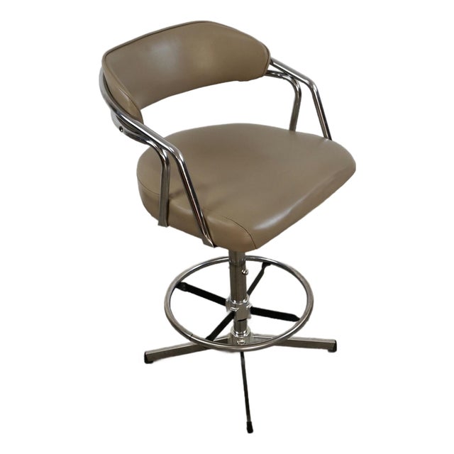 1960’s Mid-Century Modern Chrome Adjustable Counter Stool / Bar Stool For Sale