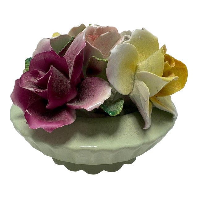 Vintage Thorley Staffordshire English Bone China Porcelain Rose Bouquet Sculpture For Sale