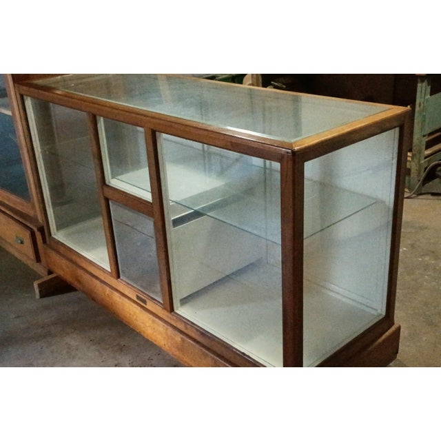 Wood Early 20th Century Downing Mfg. Co. Oak Mercantile Display With Ice Box For Sale - Image 7 of 12