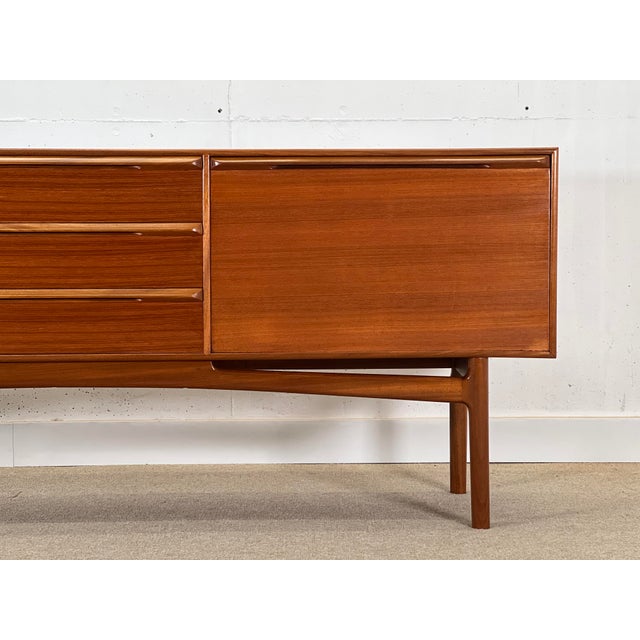 Brown Dunoon Sideboard in Teak by Tom Robertson for McIntosh, 1960s For Sale - Image 8 of 18