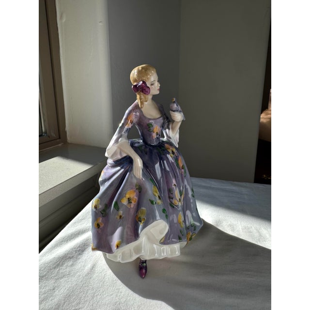 1967 Royal Doulton Figurine ~ “Nicola” ~ Hn 2839 For Sale In Dallas - Image 6 of 10