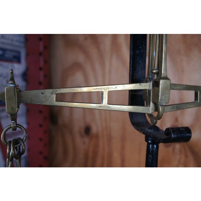 Mid 20th Century Antique Bayliss & Co 19th Century English Brass Apothecary Counter Scale Balance For Sale - Image 5 of 11