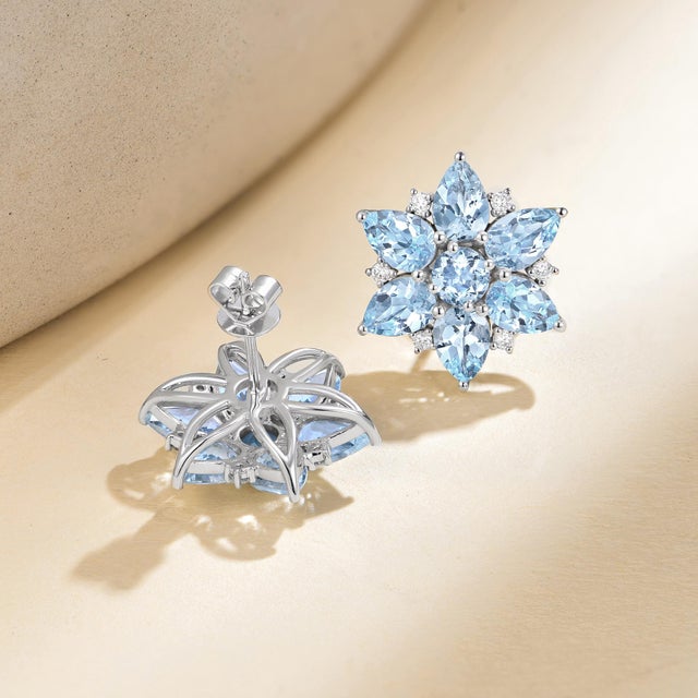 Contemporary Nina Zhou Aquamarine Diamond Snowflake Earrings in 14k Yellow Gold - a Pair For Sale - Image 3 of 7