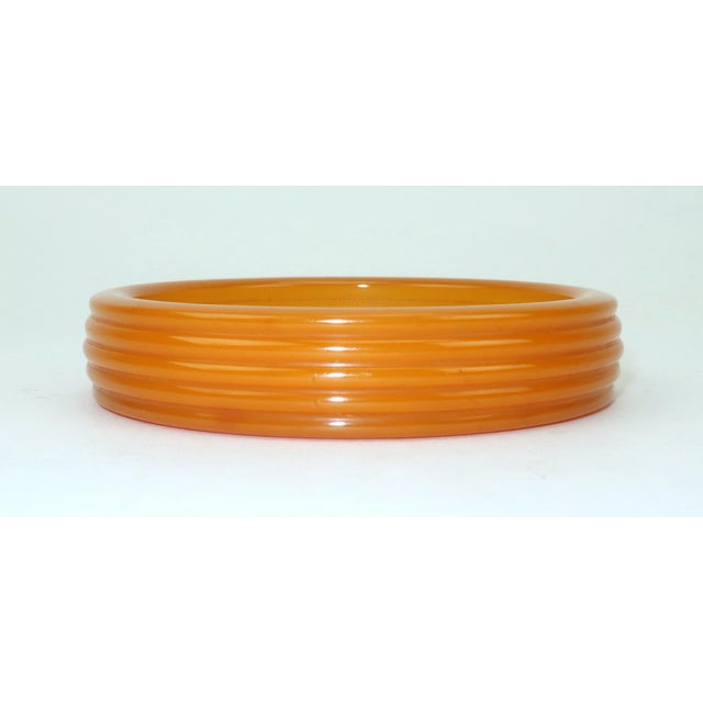 Bakelite Style 1940's Carved Bangle Bracelets, Set of 3 For Sale In Atlanta - Image 6 of 11