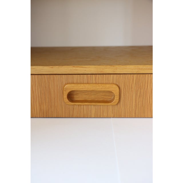 Mid-Century Modern Scandinavian Wall-Mounted Bedside Tables with Drawers in Oak, 1960, Set of 2 For Sale - Image 3 of 13