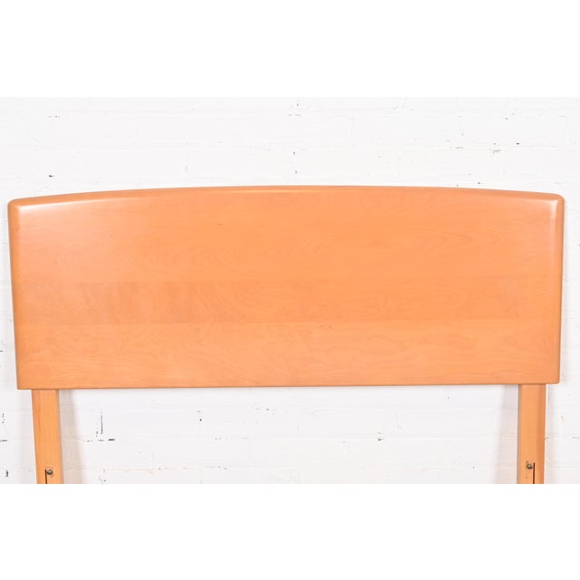 Heywood-Wakefield Heywood Wakefield Mid-Century Modern Birch Twin Size Headboards, Pair For Sale - Image 4 of 9