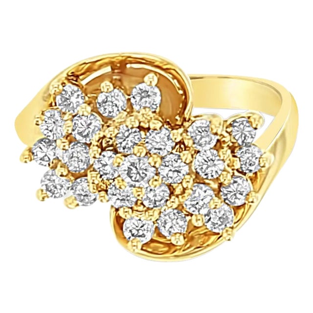 One Carat Cluster Diamond Cocktail Ring 14K Yellow Gold, Size 4 For Sale