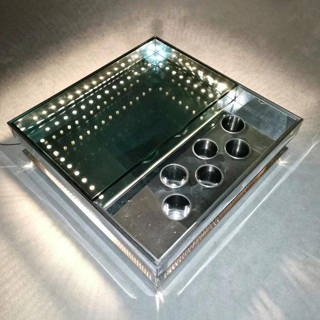 lluminated Glass Coffee Table, 1970s, in Very Good conditions. Designed 1970 to 1979