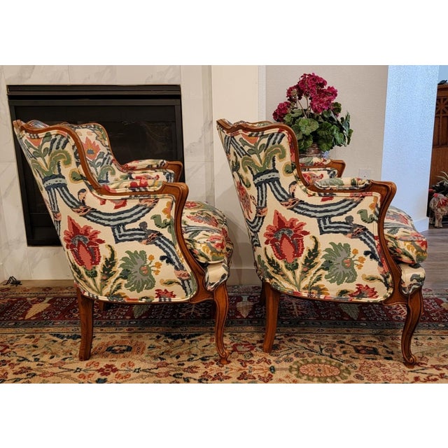 Vintage Pair of French Louis XV Style Beautifully Upholstered Bergere Chairs For Sale In Dallas - Image 6 of 9
