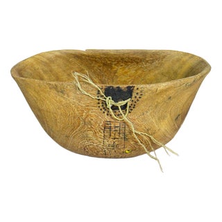 Turkana Bowl in Handcarved Wood For Sale