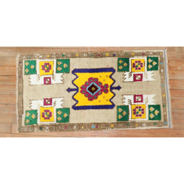 Late 20th Century Late 20th Century Funky Pair of Turkish Rugs - 1'6" x 2'11" For Sale - Image 5 of 6