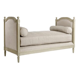 Antoinette Distressed Daybed - Natural Linen / Ivory Painted Frame For Sale