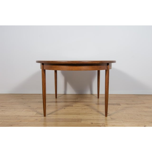 Wood Mid-Century Modern Teak Oval Dining Table from G-Plan, United Kingdom, 1960s For Sale - Image 7 of 18