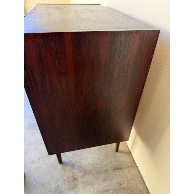 Vintage Danish Rosewood Cabinet With Sliding Doors – Mid Century Modern Storage 1960s For Sale In Los Angeles - Image 6 of 10