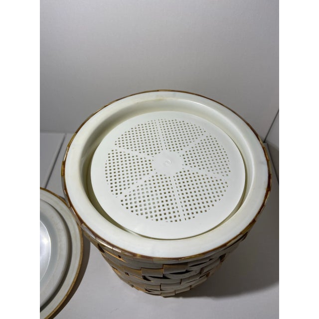 Vintage Wood and Shell Mother of Pearl Frog Ice Bucket - Euc For Sale - Image 9 of 12