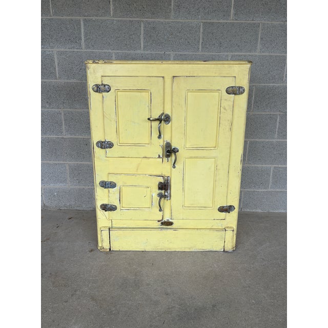 Description: N. Snellenburg & Co. Philadelphia Antique Oak Painted Ice Box. Snellenburg Company was the largest clothing...
