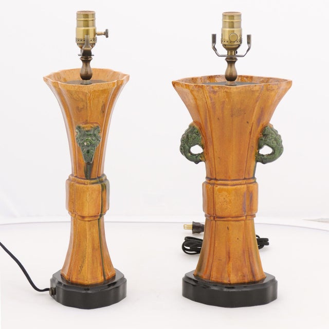 Pair of Mid 20th Century Sancai Porcelain and Enamel Lamps For Sale In Atlanta - Image 6 of 10