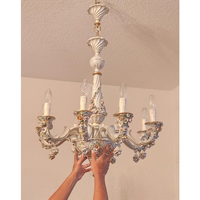Ceramic Hand-Shaped Chandelier in Porcelain from Capodimonte, 1960s For Sale - Image 7 of 18