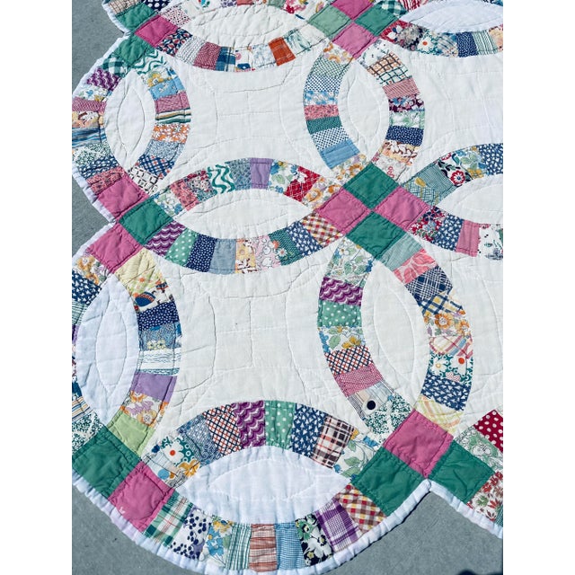 Double Wedding Ring Quilt For Sale - Image 4 of 7