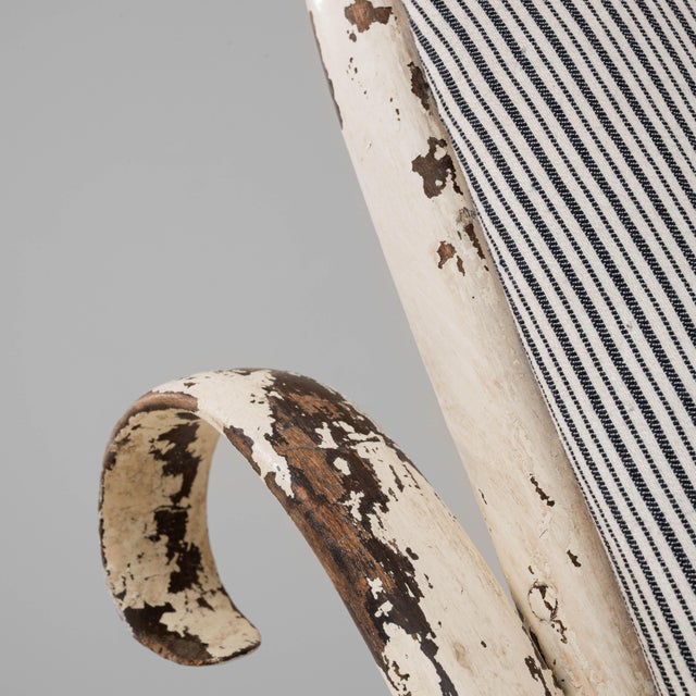 1920s Austrian Thonet-Style Bentwood Rocking Chair with Striped Upholstery For Sale - Image 11 of 18