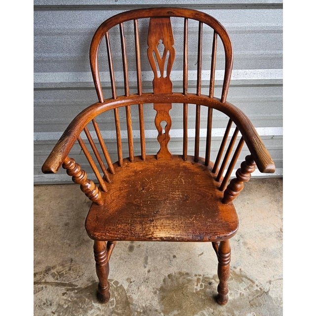 19th Century Handcrafted English Oak Windsor Armchair with great patina. Measures 23.5" in width, 23" in depth and 36.5"...