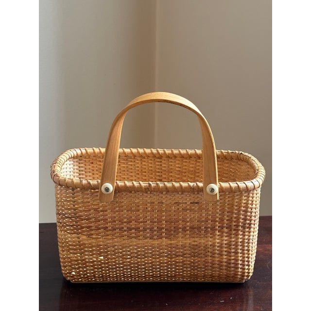 Vintage Nantucket Style Wall Pocket Basket For Sale - Image 4 of 13