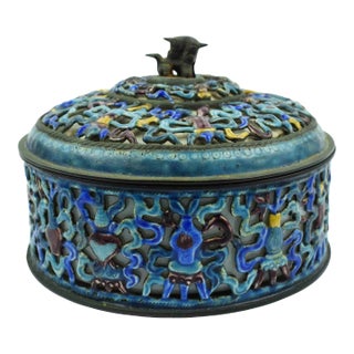 Early 19th Century Chinese Cloisonne Enamel With Glass Insert Covered Lidded Box For Sale