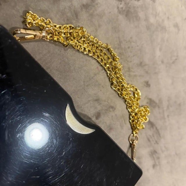 1960s Bakelite, Leather and Brass Italian Evening Bag by Ipes For Sale - Image 4 of 14