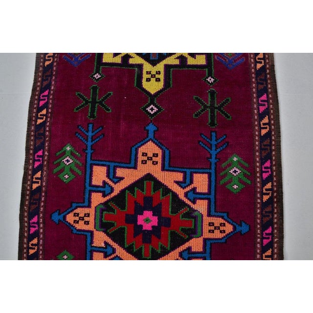 1960s Turkish Anatolian Herki Handmade rug in Turkish Tribal Decorative Herki Rug, Vintage Runner Rug, Turkish Vintage...