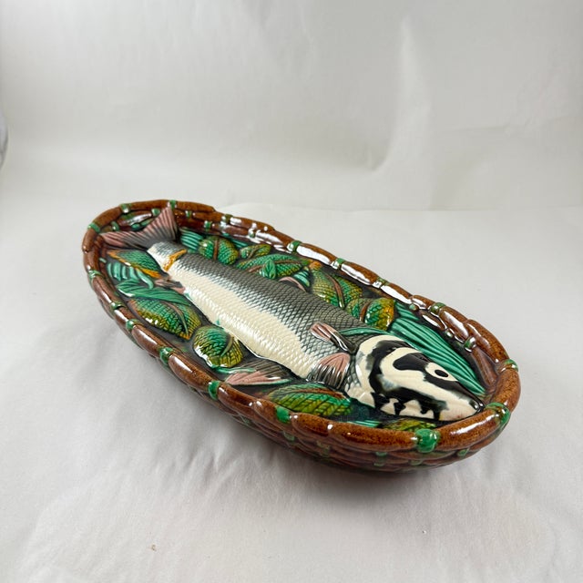 Mid-Century Fish in a Basket Wall Plaque For Sale - Image 9 of 12